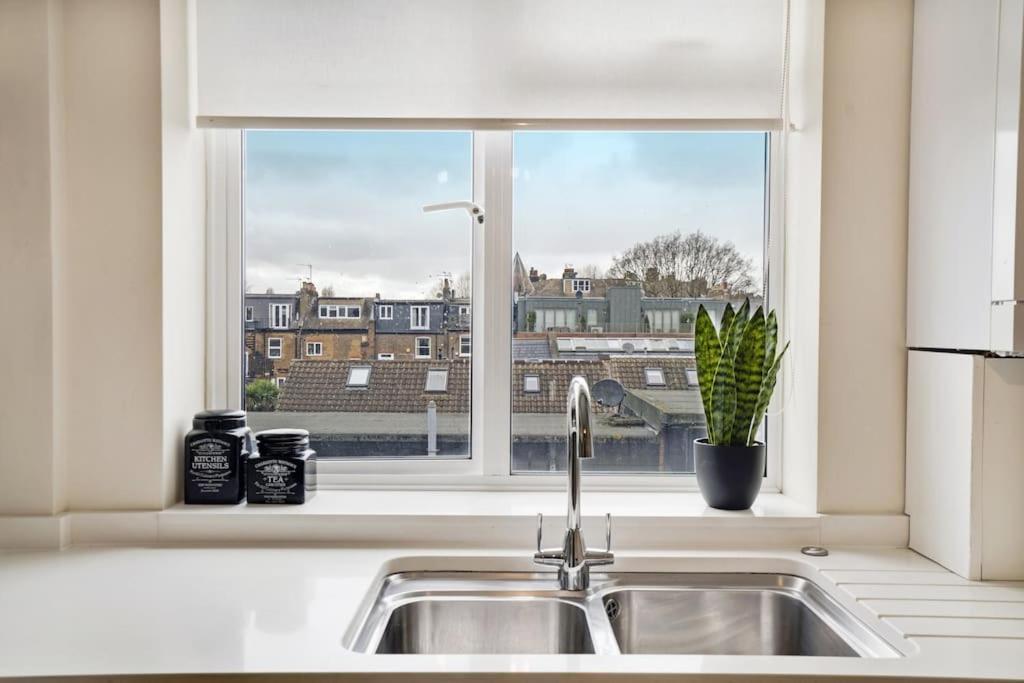 The Camden Suite Bright & Beautiful 2-Bed City Retreat London Kültér fotó